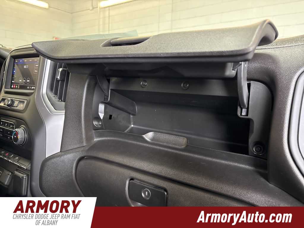 Thumbnail: 2022 Chevrolet Silverado 1500 - 34