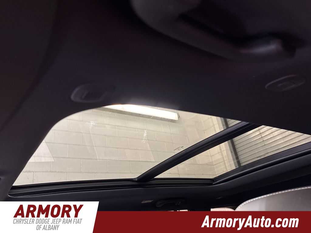 Thumbnail: 2026 Jeep Grand Cherokee - 27