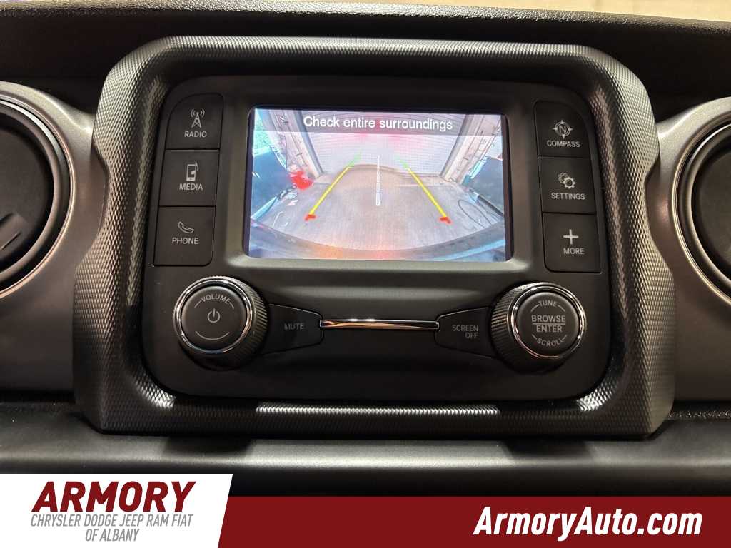 Thumbnail: 2021 Jeep Wrangler - 18