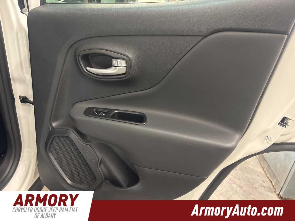 Thumbnail: 2023 Jeep Renegade - 29