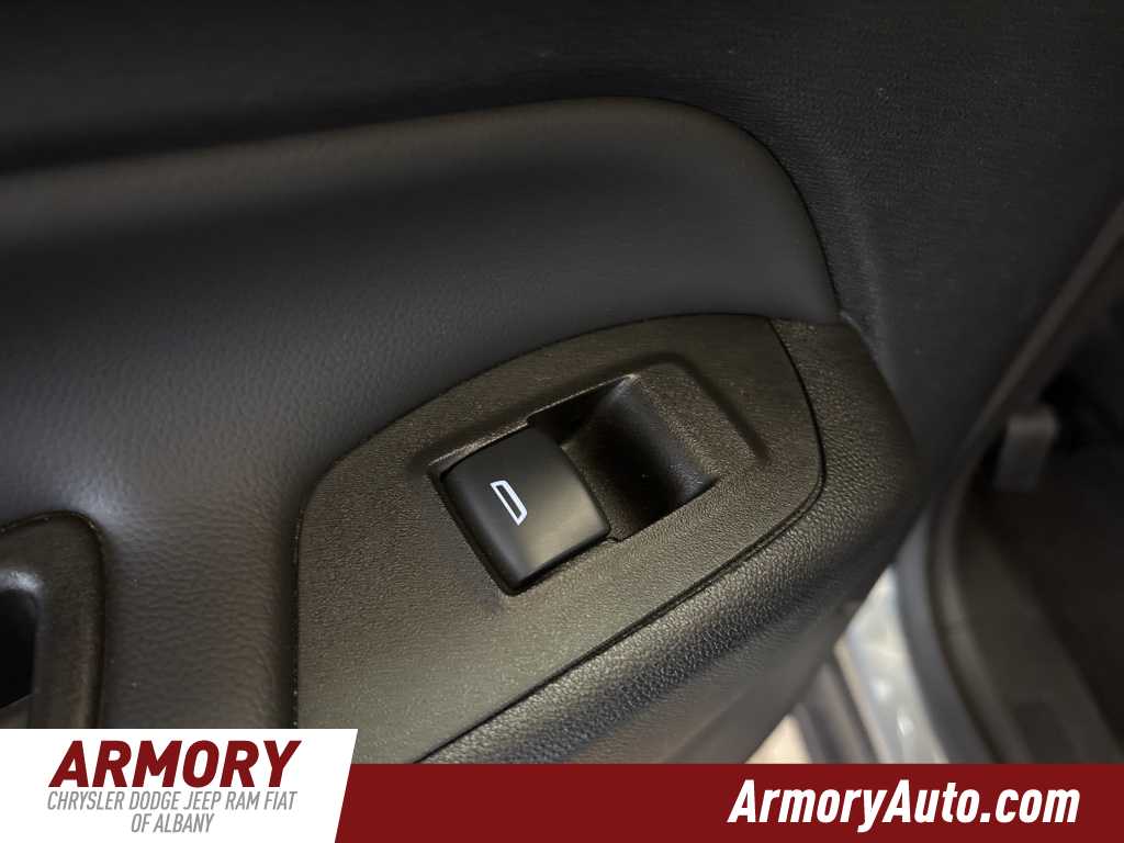 Thumbnail: 2024 Chevrolet Equinox - 26