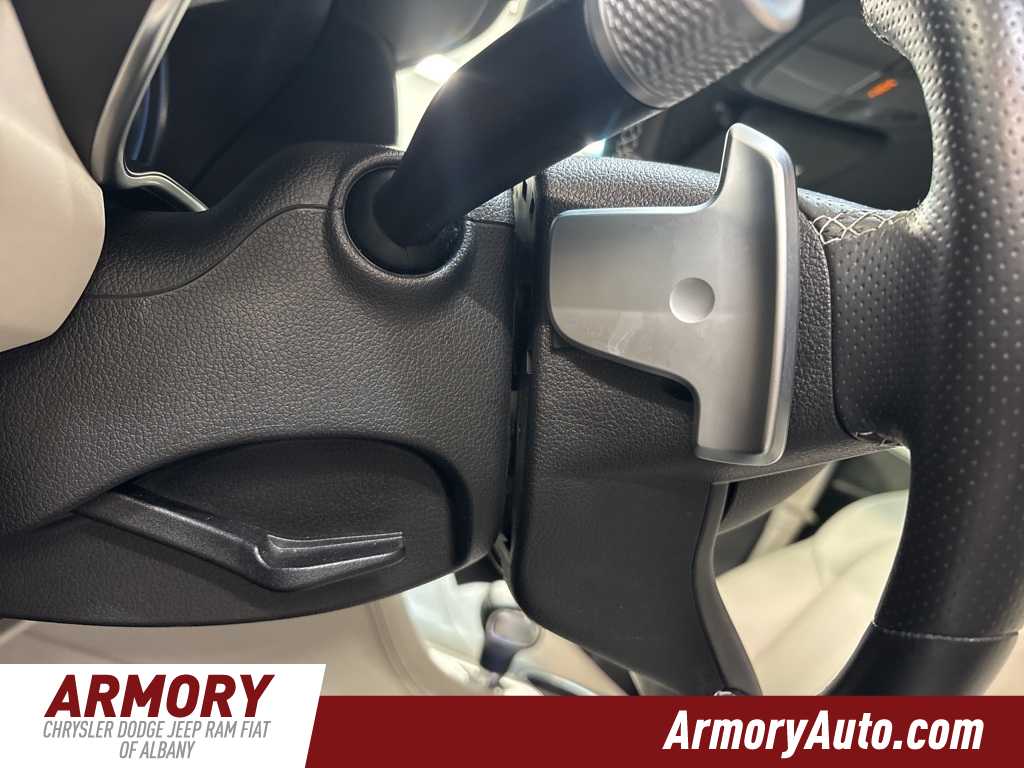 Thumbnail: 2024 Genesis G70 - 13