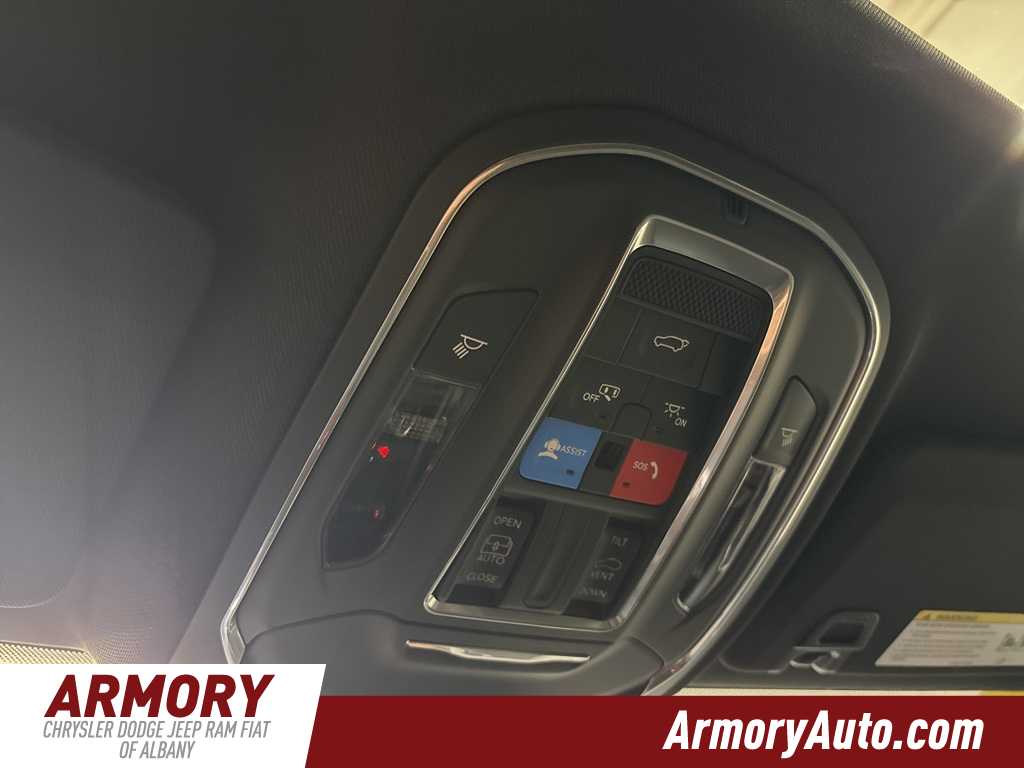 Thumbnail: 2025 Jeep Grand Cherokee - 20