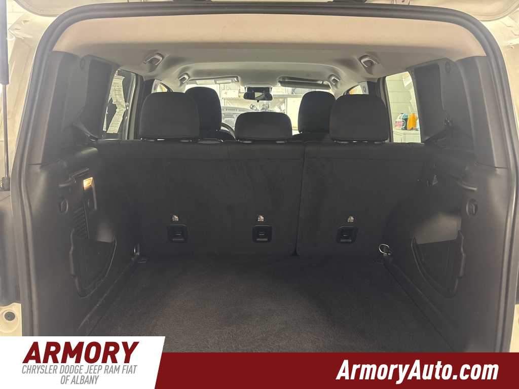 Thumbnail: 2023 Jeep Renegade - 28