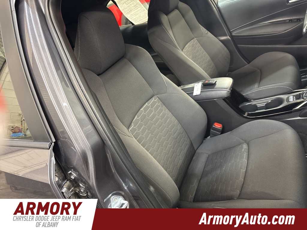 Thumbnail: 2022 Toyota Corolla - 33