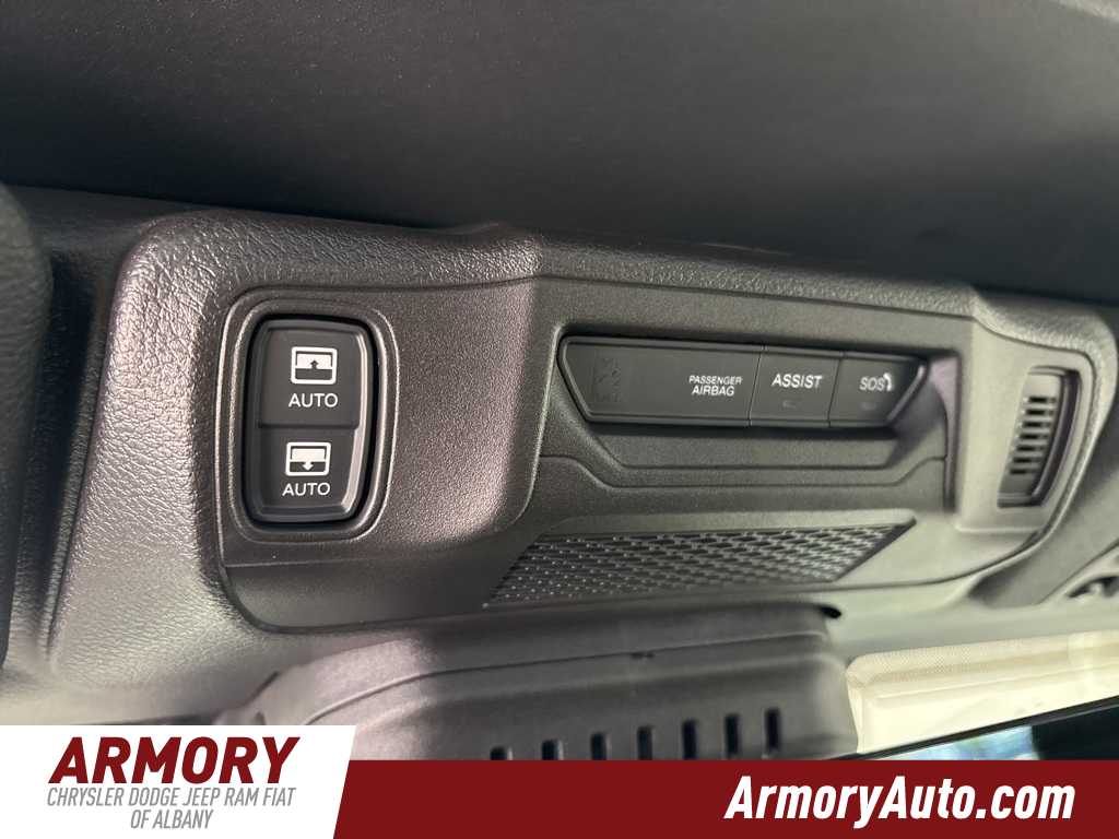 Thumbnail: 2025 Jeep Wrangler - 18