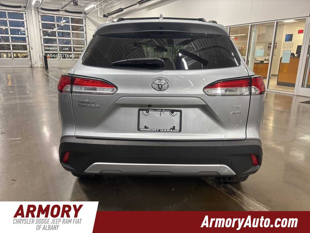 Thumbnail: 2022 Toyota Corolla Cross - 5