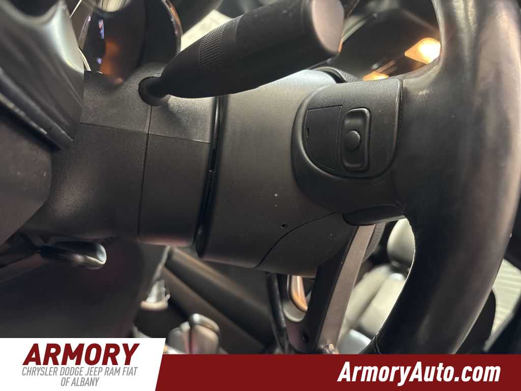 Thumbnail: 2021 Jeep Grand Cherokee - 12