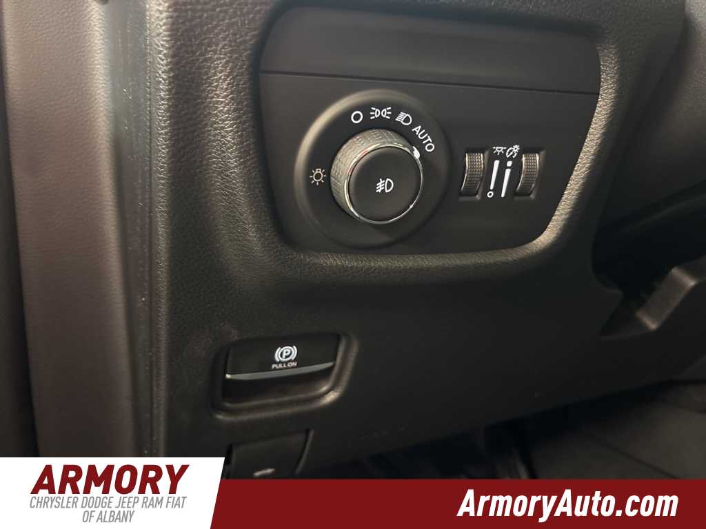 Thumbnail: 2025 Jeep Grand Cherokee - 11