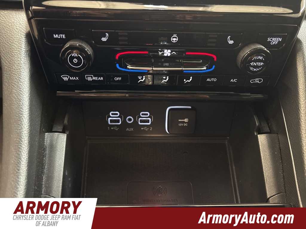 Thumbnail: 2025 Jeep Grand Cherokee - 18