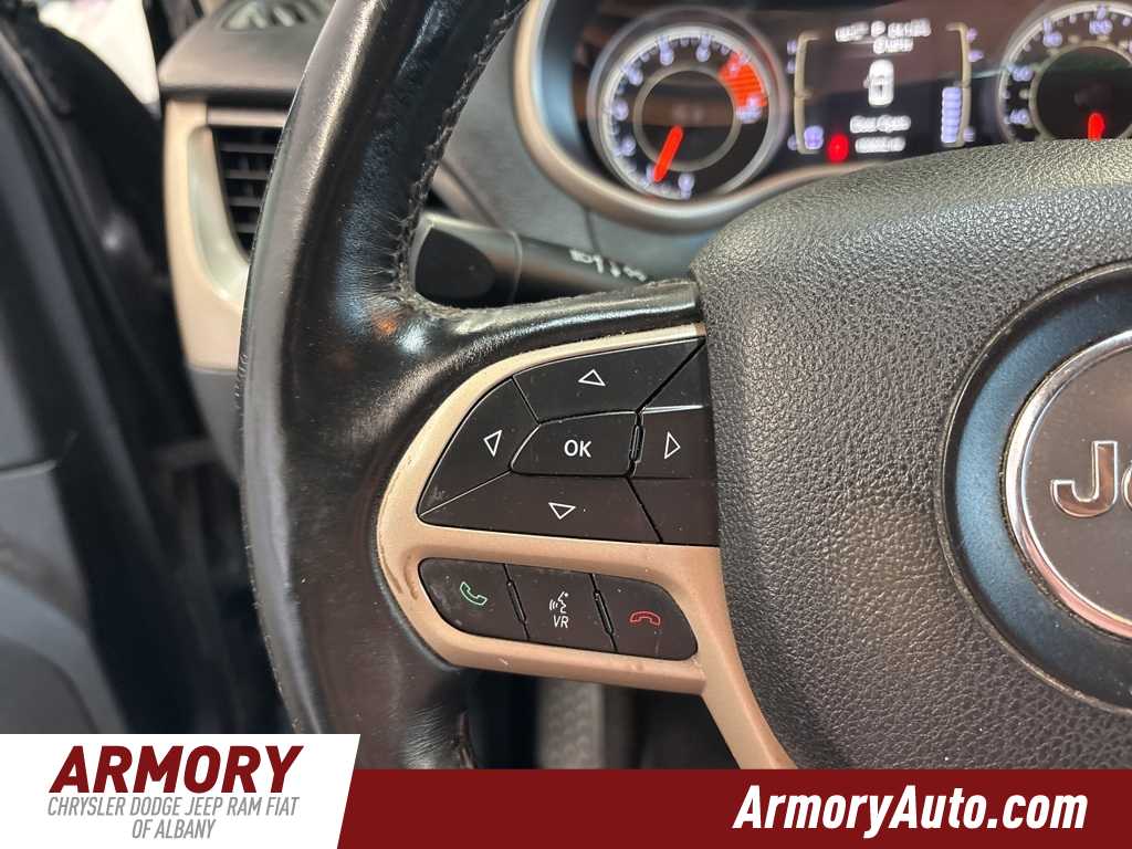 Thumbnail: 2017 Jeep Cherokee - 15
