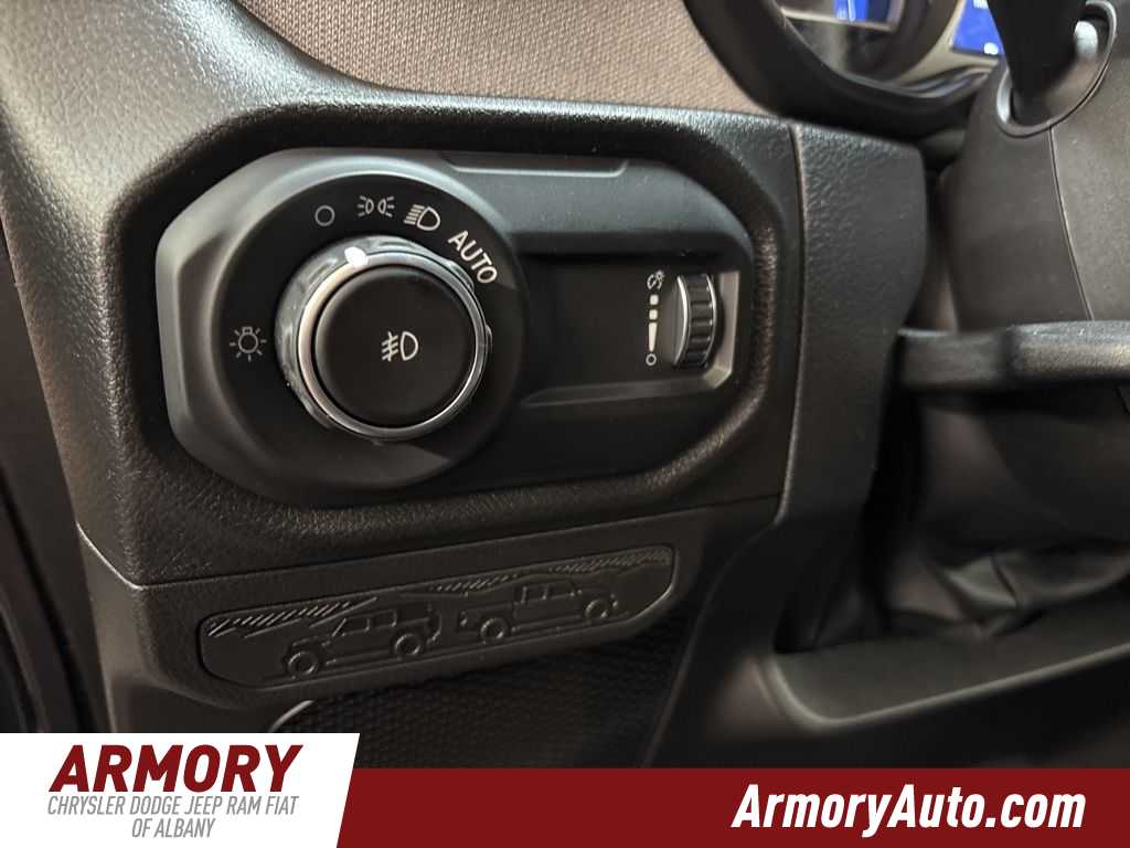 Thumbnail: 2026 Jeep Wrangler - 10