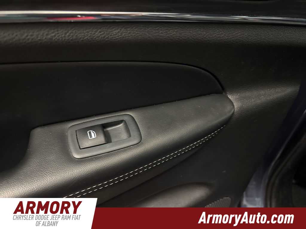 Thumbnail: 2021 Jeep Grand Cherokee - 27