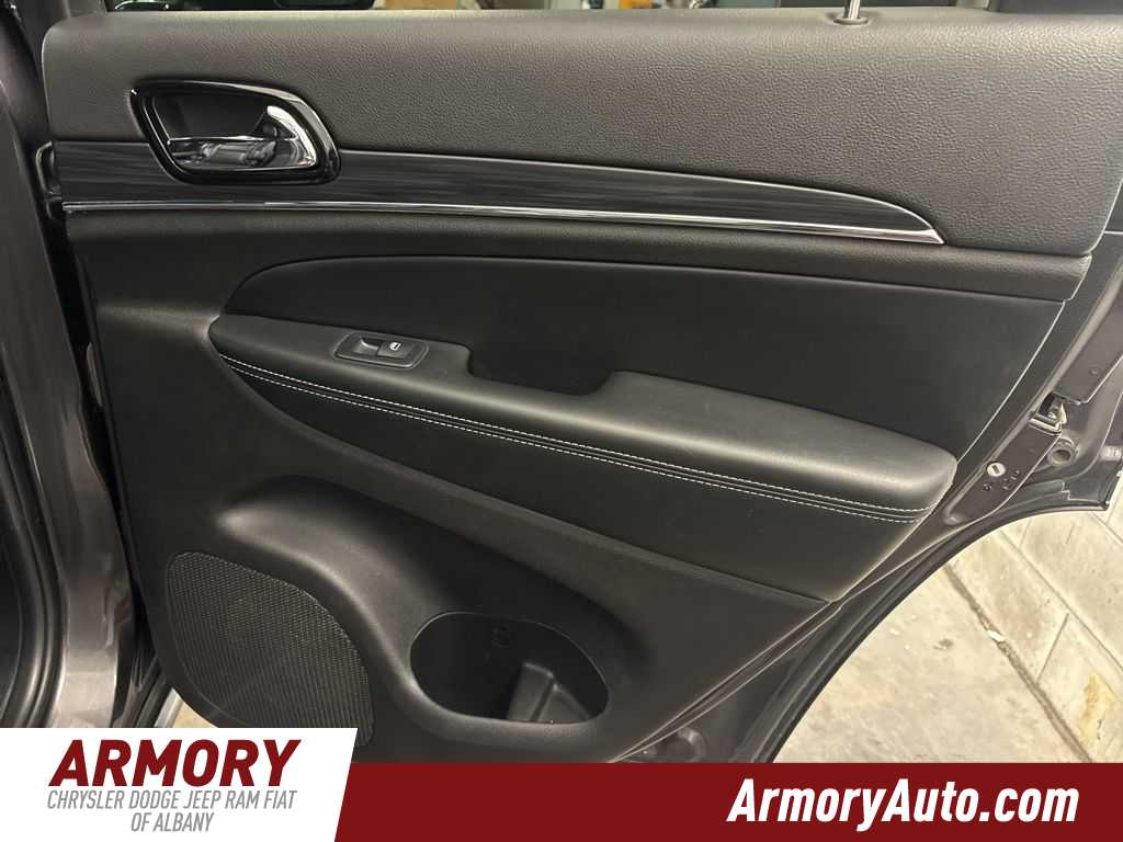 Thumbnail: 2021 Jeep Grand Cherokee - 34