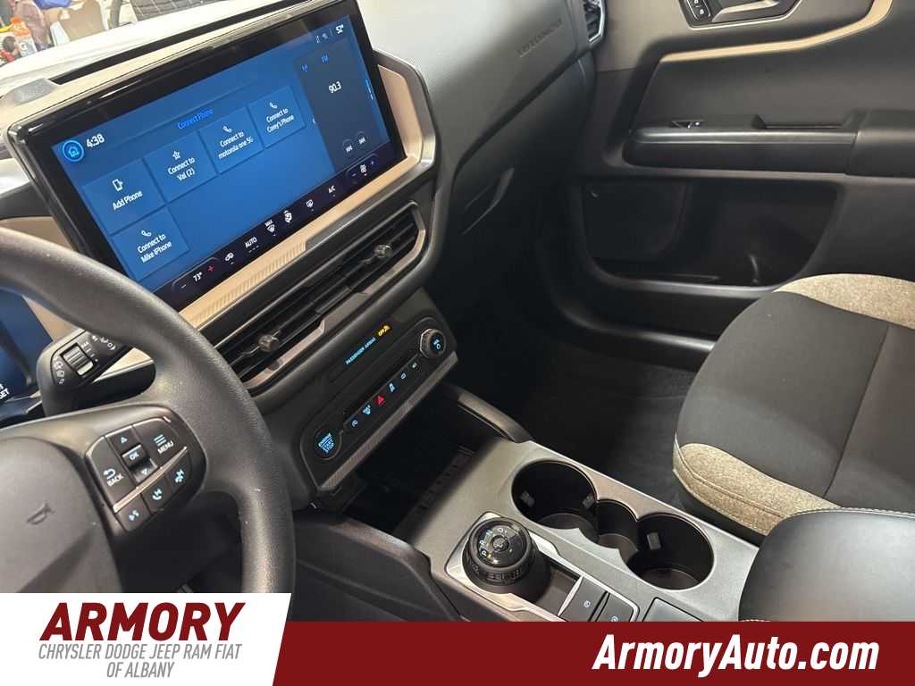 Thumbnail: 2025 Ford Bronco Sport - 15