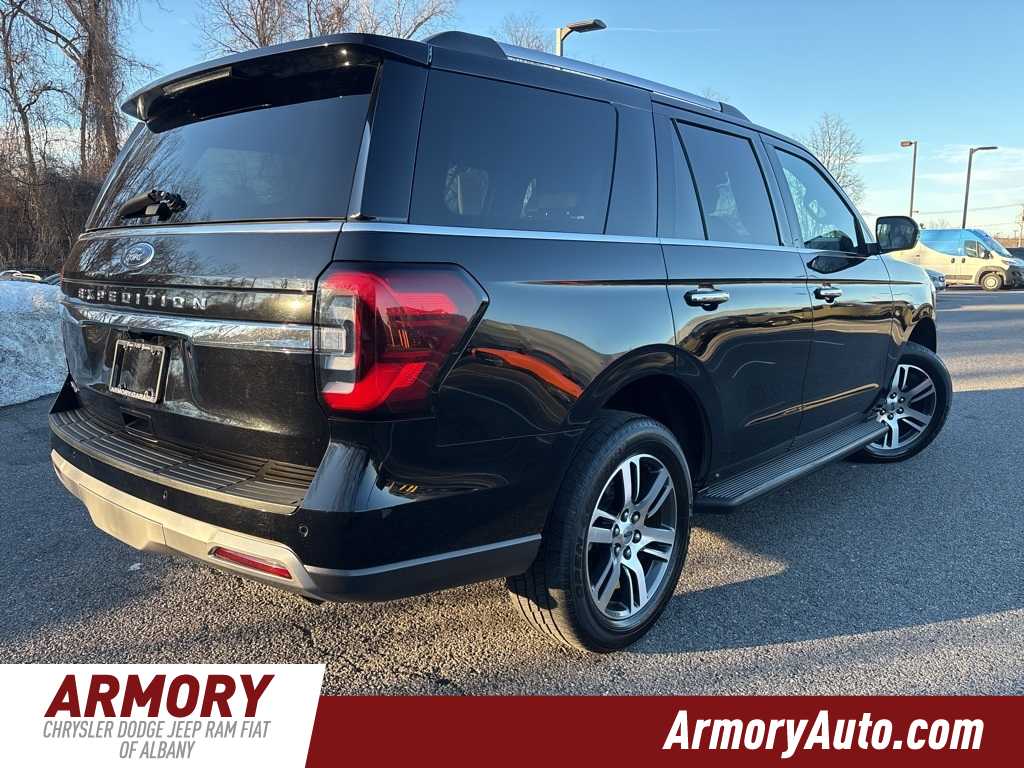 Thumbnail: 2024 Ford Expedition - 4