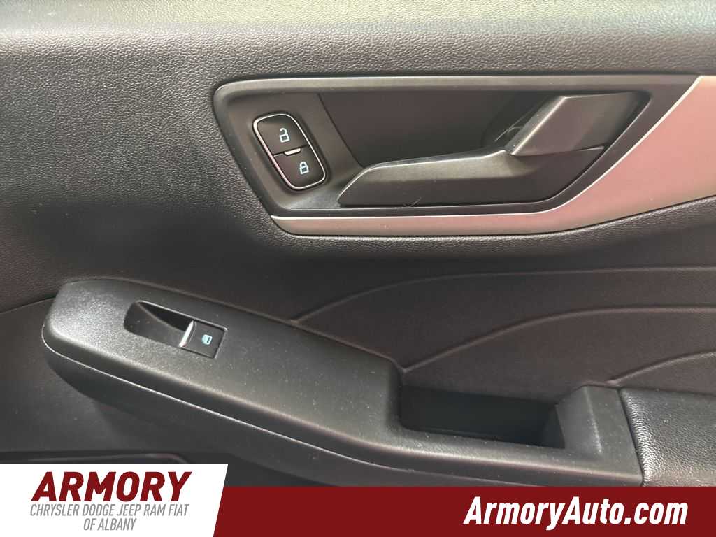 Thumbnail: 2022 Ford Escape - 35