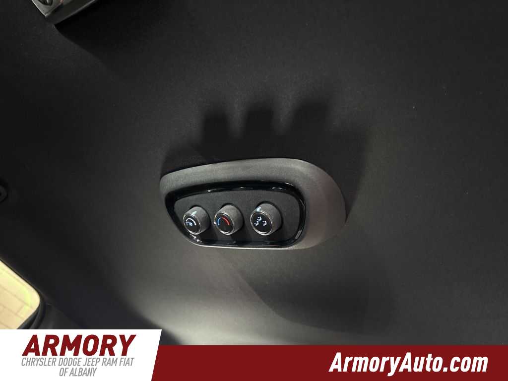 Thumbnail: 2025 Dodge Durango - 38