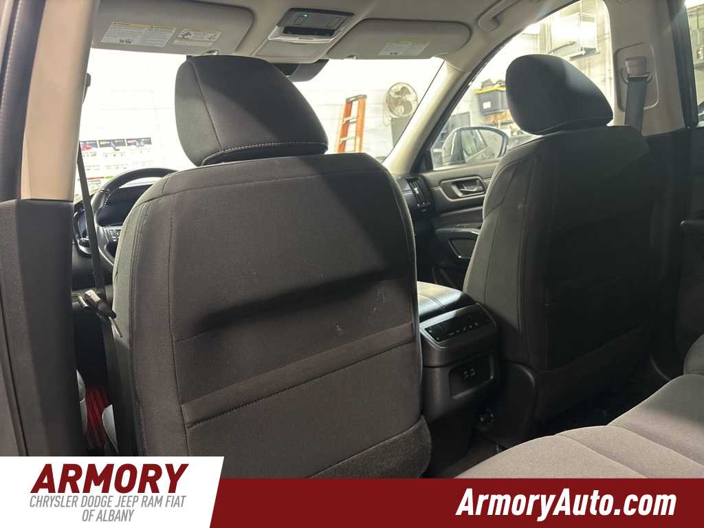 Thumbnail: 2024 Nissan Pathfinder - 25