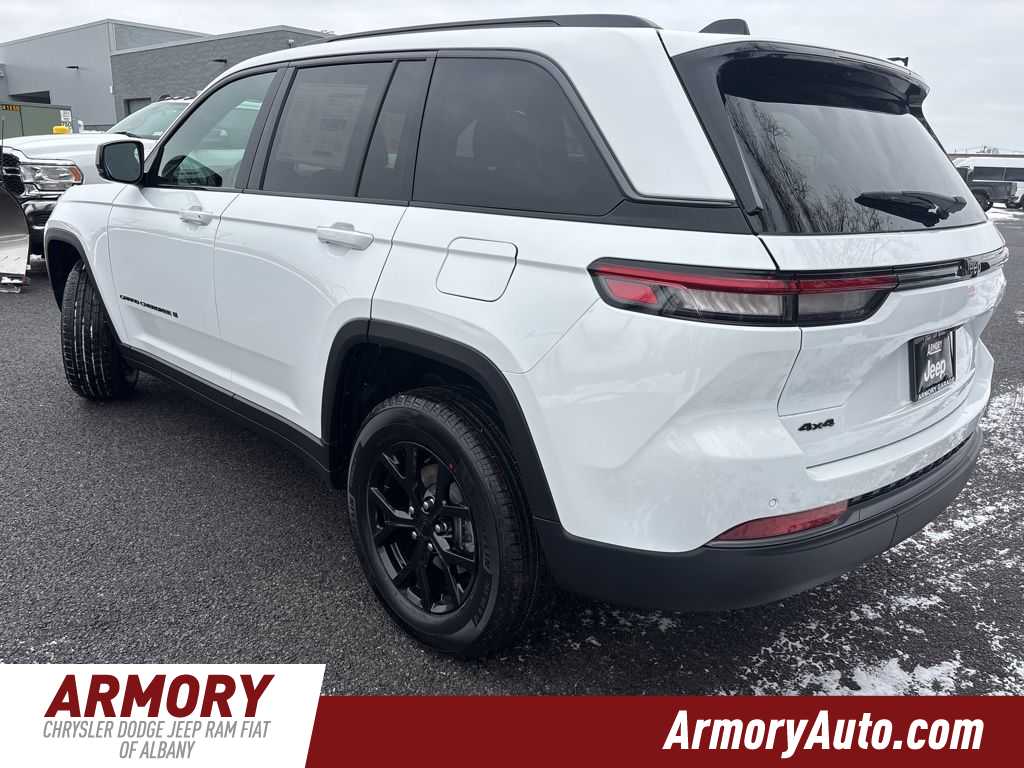 Thumbnail: 2026 Jeep Grand Cherokee - 6