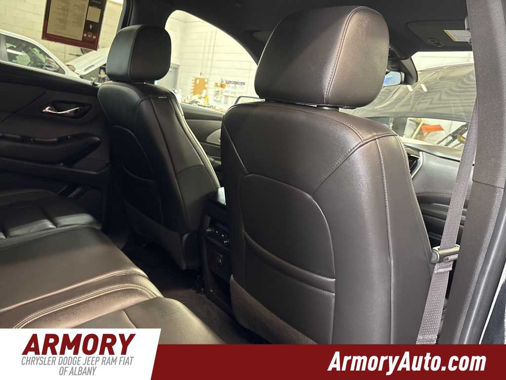 Thumbnail: 2022 Chevrolet Traverse - 35