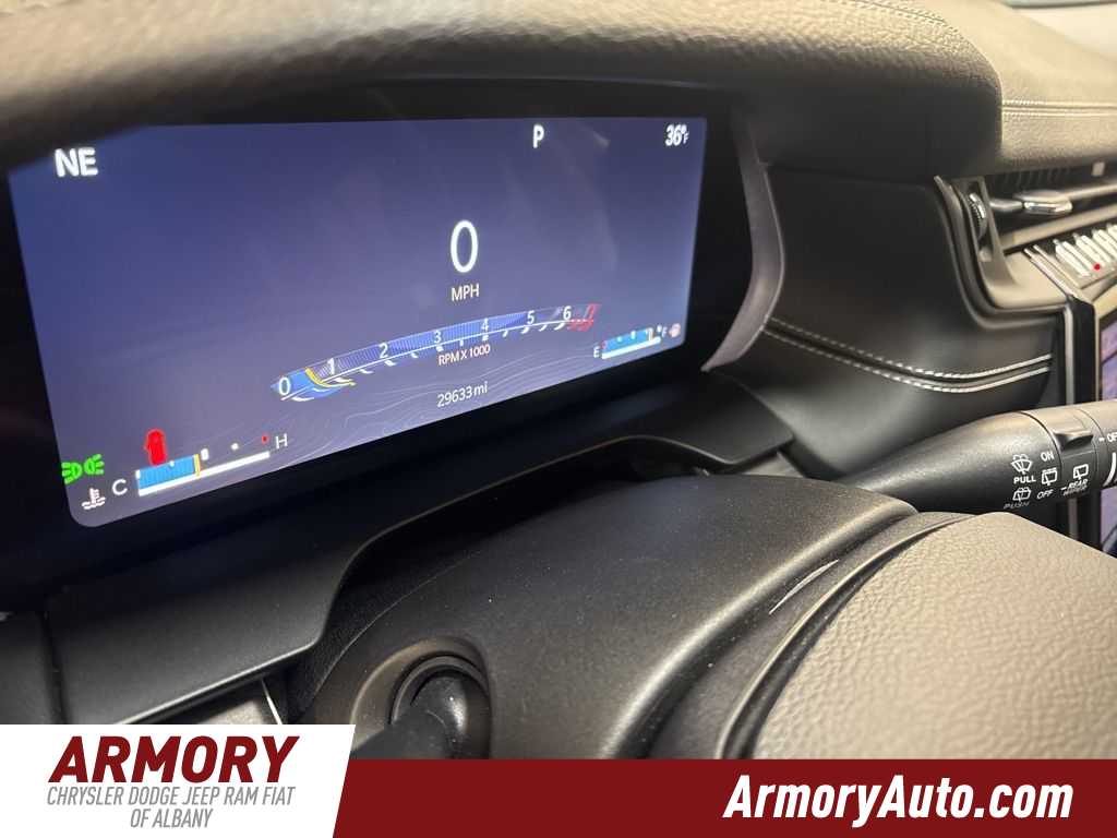 Thumbnail: 2023 Jeep Grand Cherokee L - 15