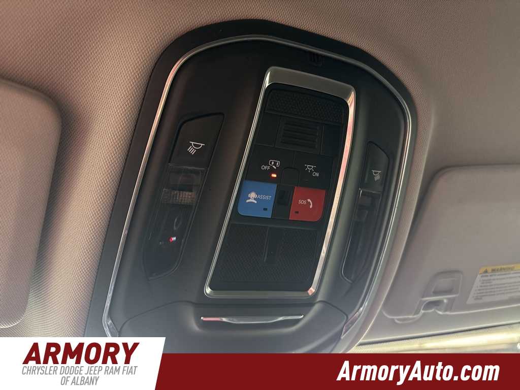 Thumbnail: 2023 Jeep Grand Cherokee - 22