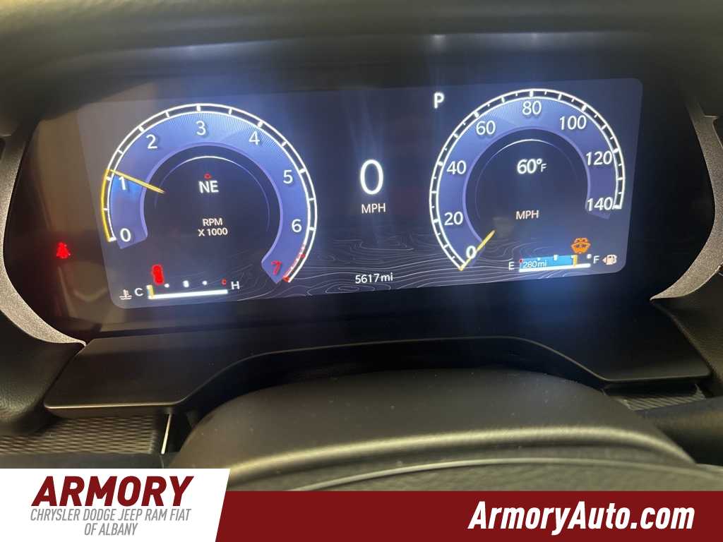 Thumbnail: 2025 Jeep Grand Cherokee L - 14