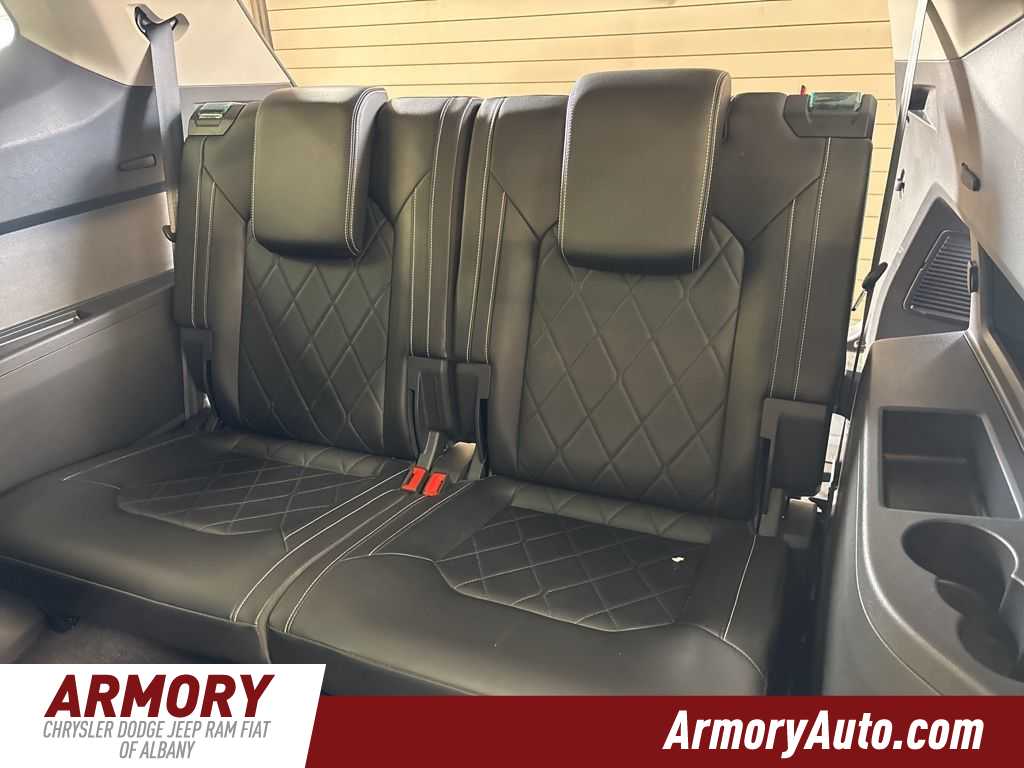 Thumbnail: 2024 Volkswagen Atlas - 34