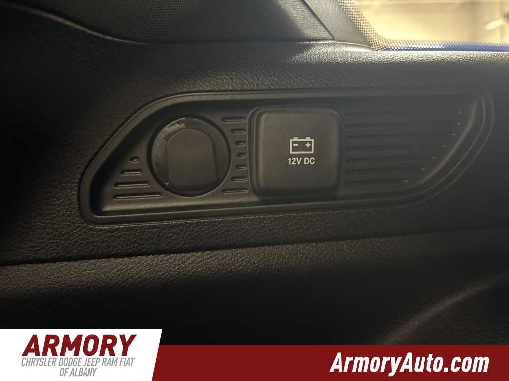 Thumbnail: 2025 Jeep Grand Cherokee - 30