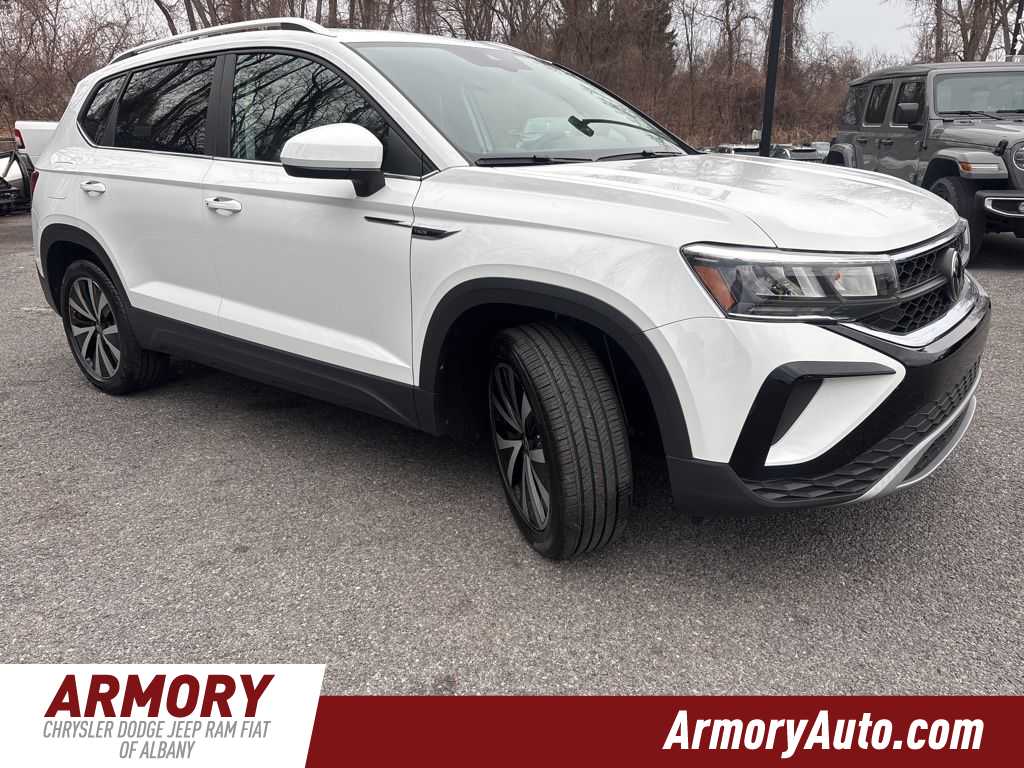 Thumbnail: 2023 Volkswagen Taos - 3