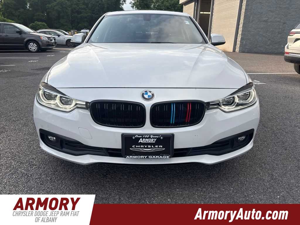 Thumbnail: 2018 BMW 3 Series - 2