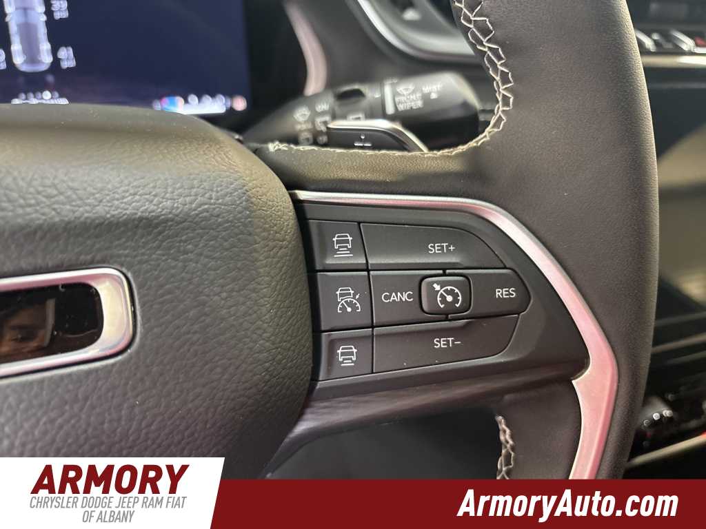 Thumbnail: 2025 Jeep Grand Cherokee - 16