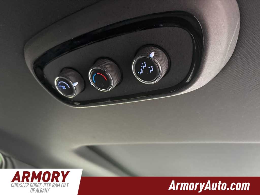Thumbnail: 2022 Dodge Durango - 46