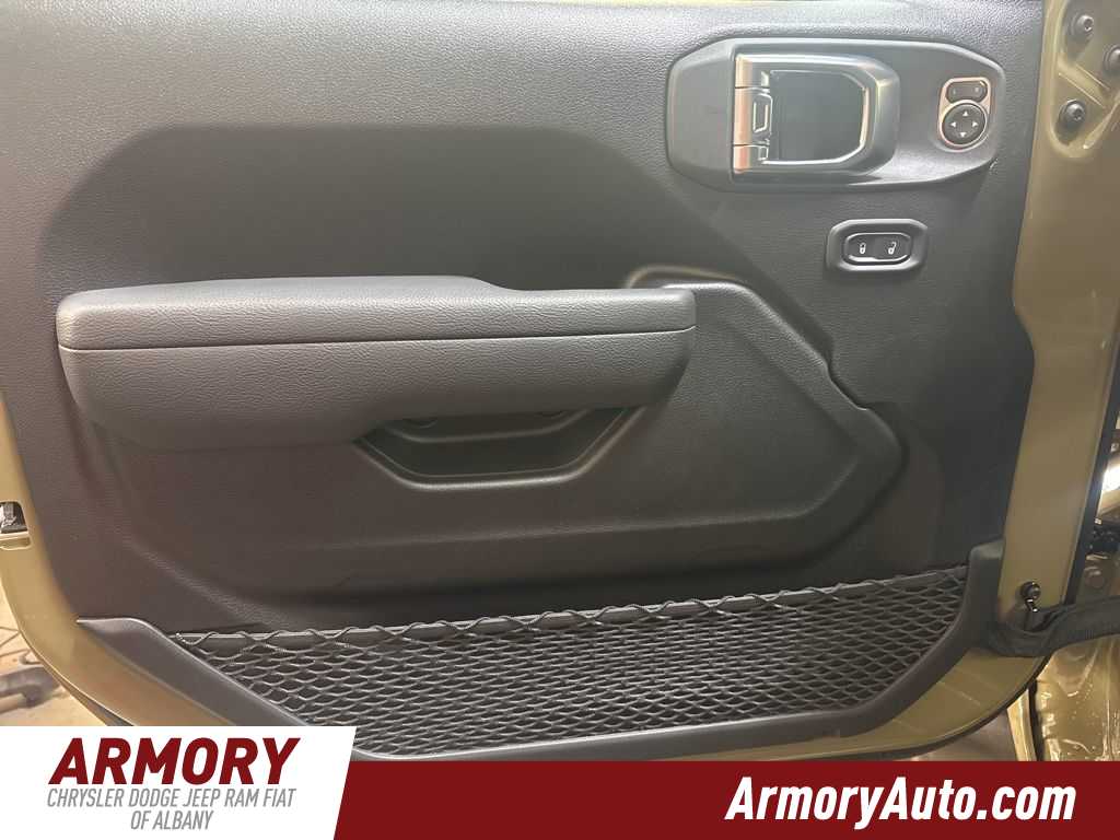 Thumbnail: 2026 Jeep Gladiator - 7