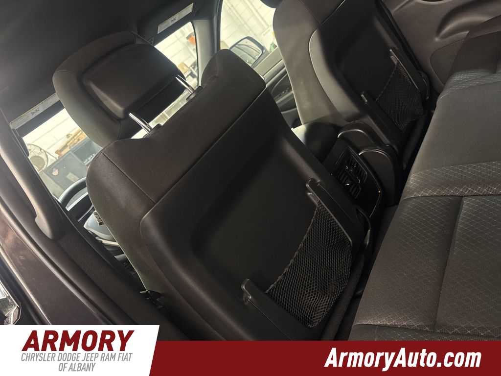 Thumbnail: 2020 Jeep Grand Cherokee - 26