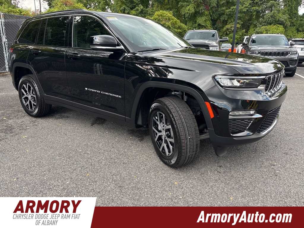 Thumbnail: 2025 Jeep Grand Cherokee - 3