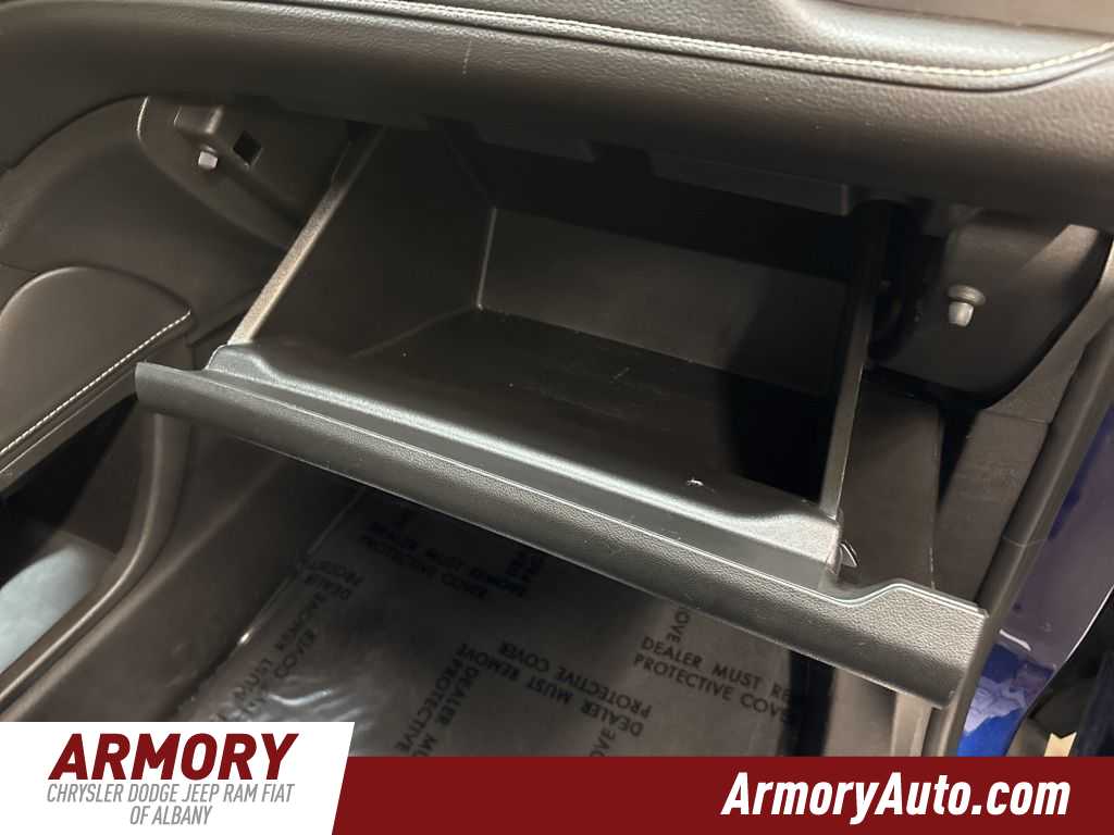 Thumbnail: 2023 GMC Acadia - 44