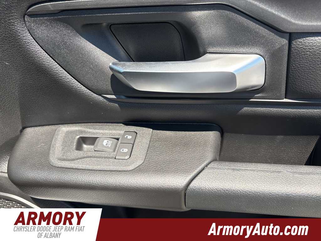 Thumbnail: 2025 RAM 1500 - 21