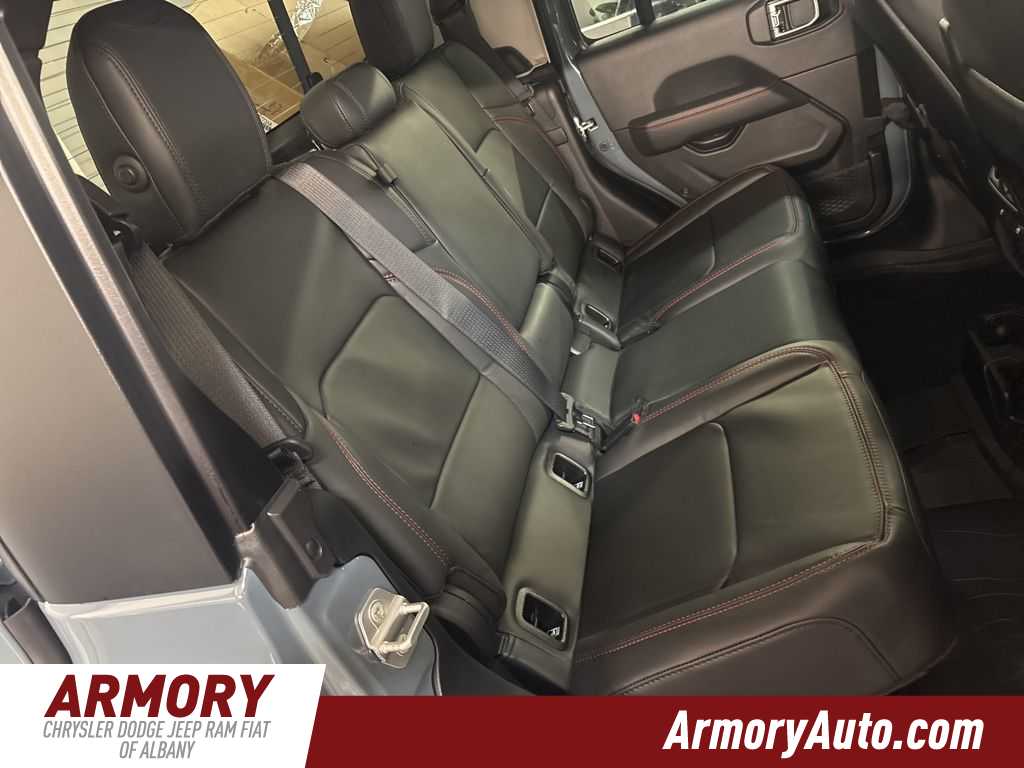 Thumbnail: 2026 Jeep Gladiator - 32