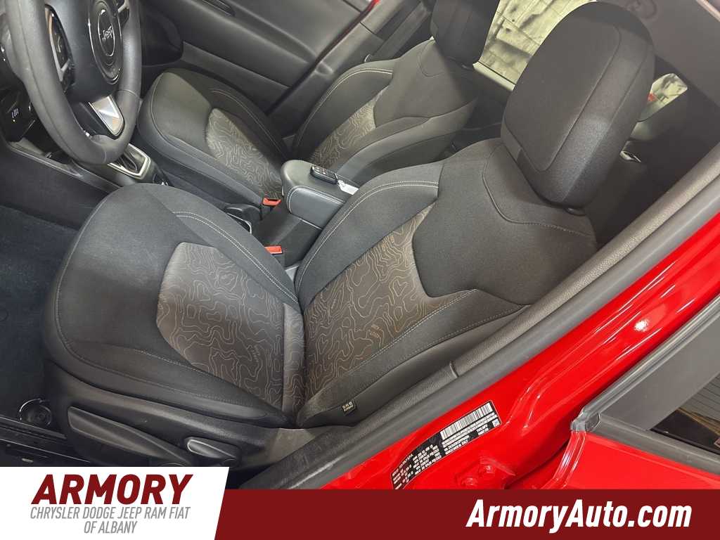 Thumbnail: 2023 Jeep Renegade - 12