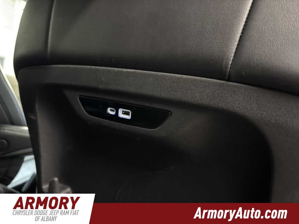 Thumbnail: 2024 Chrysler Pacifica - 38