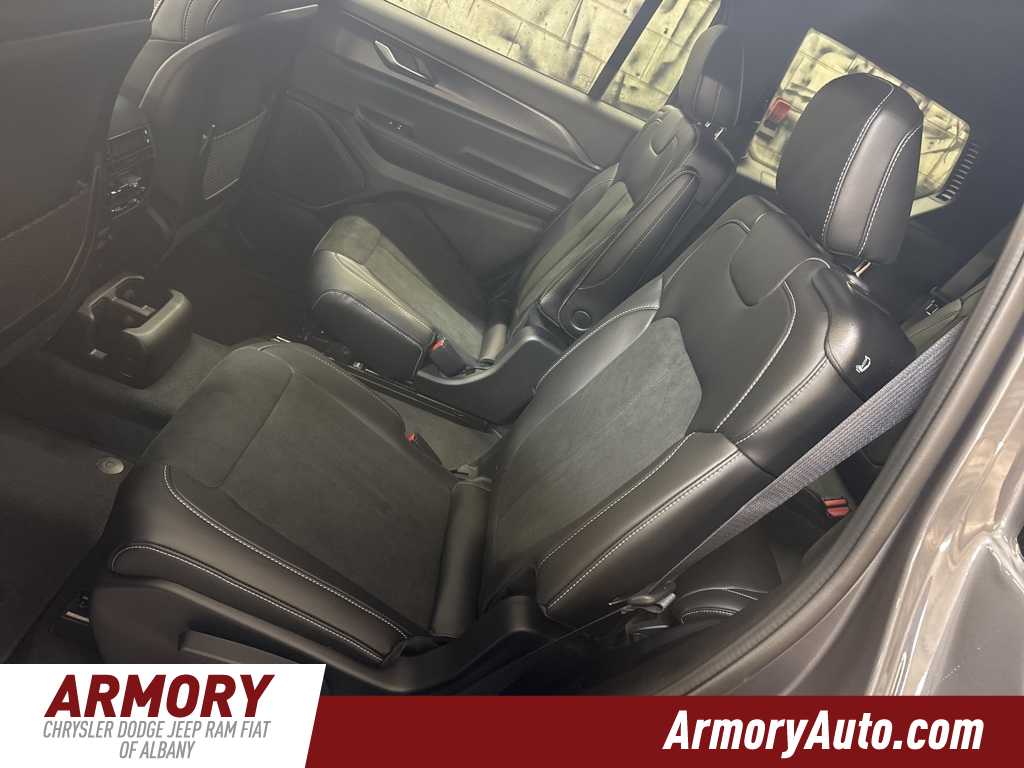 Thumbnail: 2025 Jeep Grand Cherokee L - 24