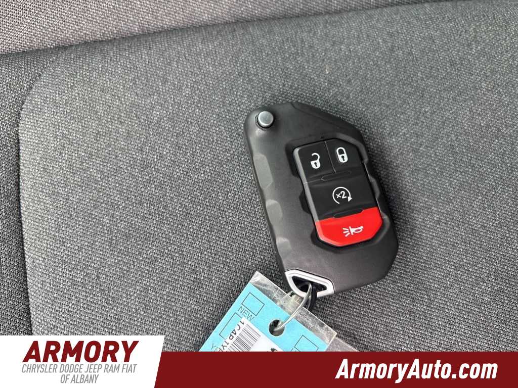 Thumbnail: 2025 Jeep Wrangler - 9