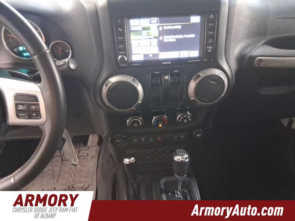 Thumbnail: 2016 Jeep Wrangler - 17