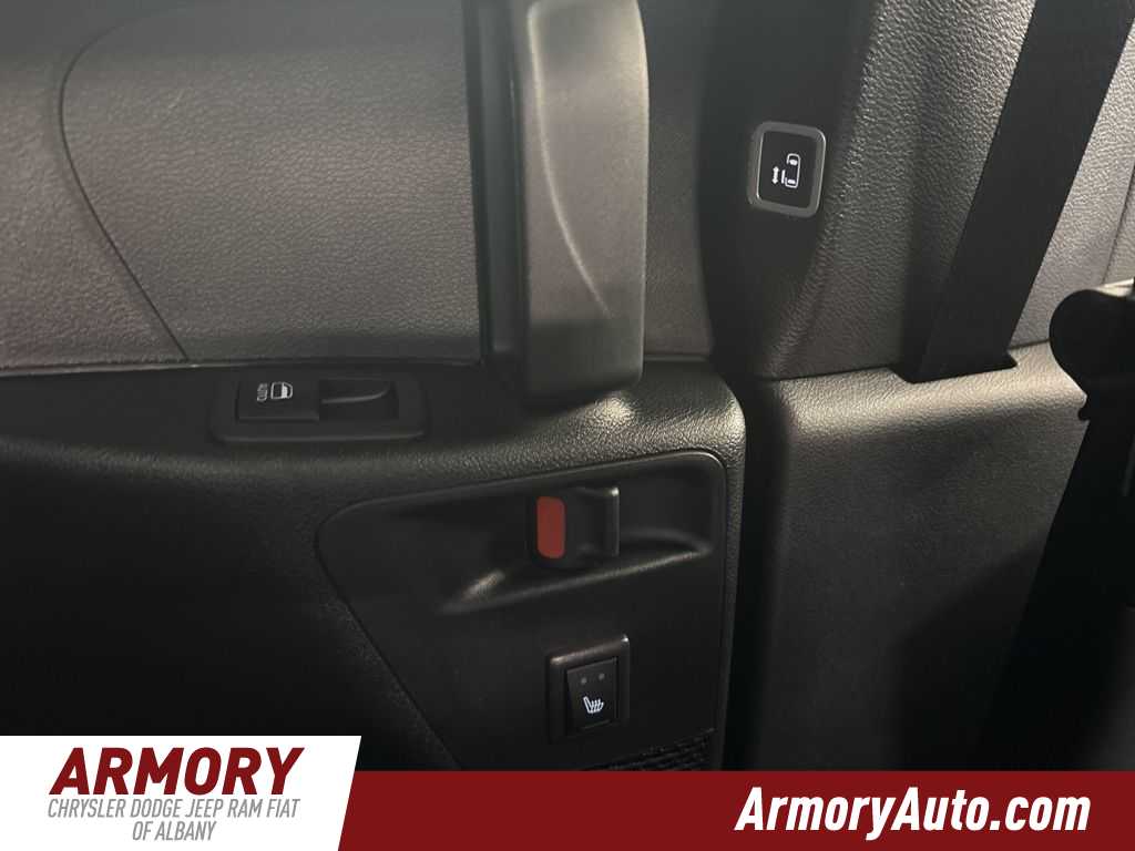 Thumbnail: 2026 Chrysler Pacifica - 39