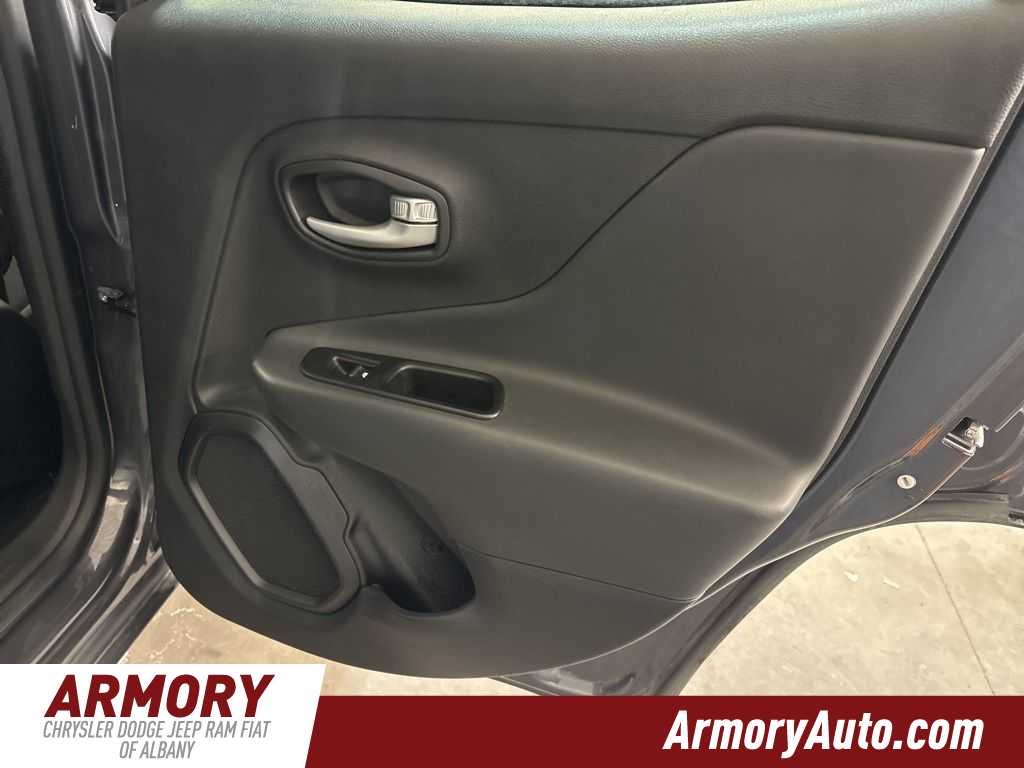 Thumbnail: 2023 Jeep Renegade - 28