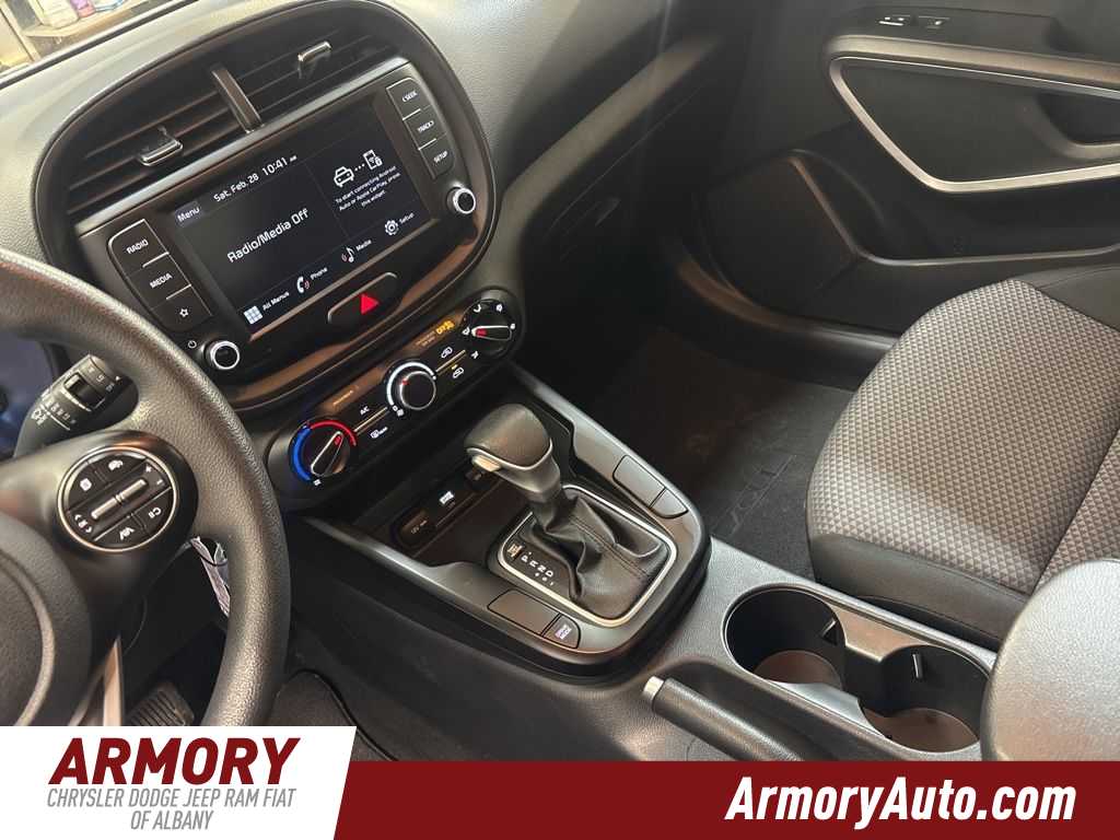 Thumbnail: 2023 Kia Soul - 14