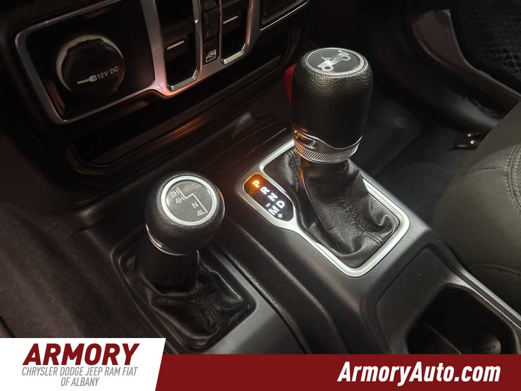 Thumbnail: 2018 Jeep Wrangler - 21