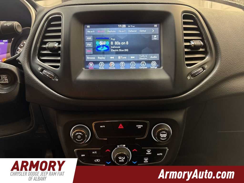 Thumbnail: 2021 Jeep Compass - 17